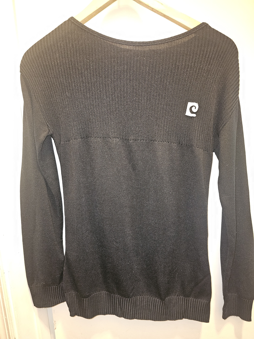 Vintage '80S Pierre Cardin Black Ribbed Knit Long Sleeve Size M